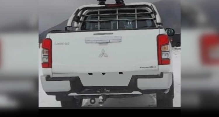 Robo de camioneta a trabajadores de salud