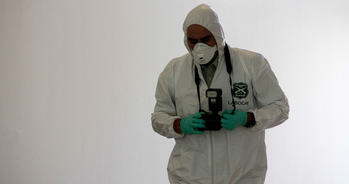 Delincuentes perpetran millonario robo en carnicería de Lo Barnechea