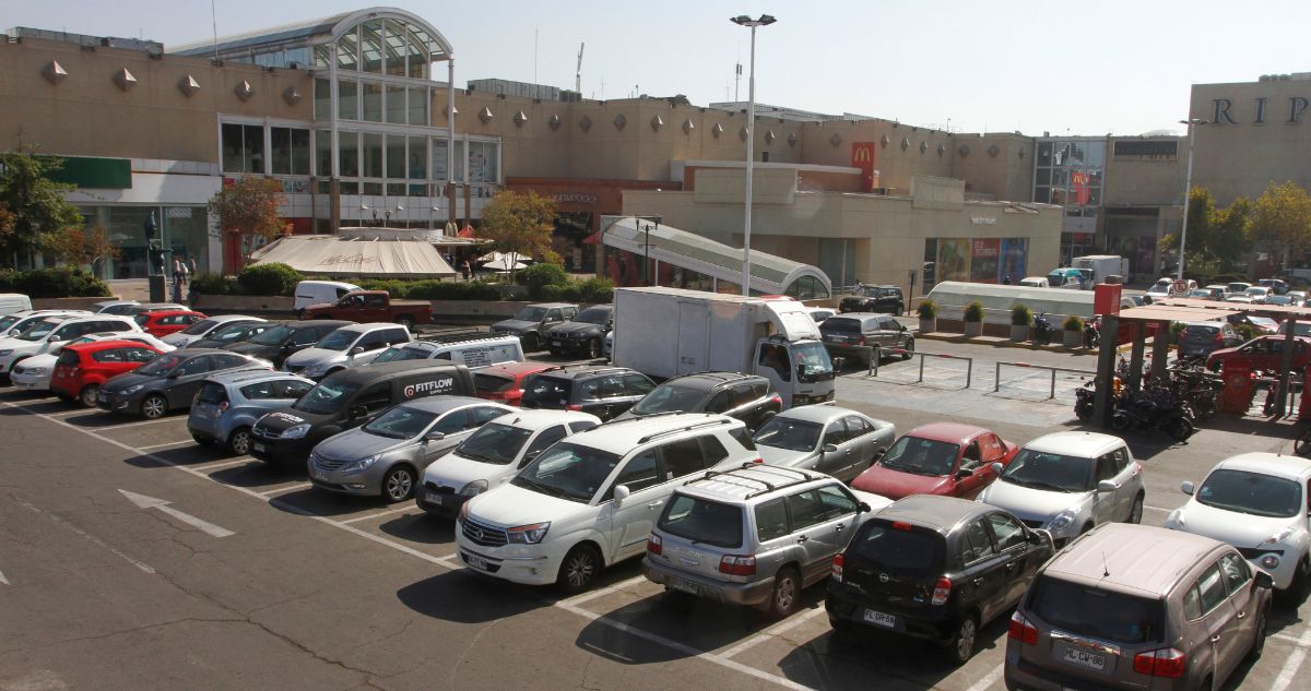 Robo de autos en estacionamientos