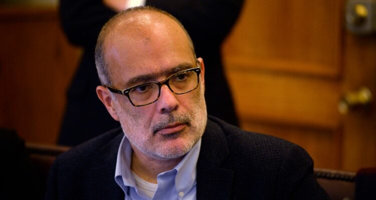 Exministro de Hacienda de Bachelet y plebiscito del 4-S: “Es mejor para Chile rechazar”