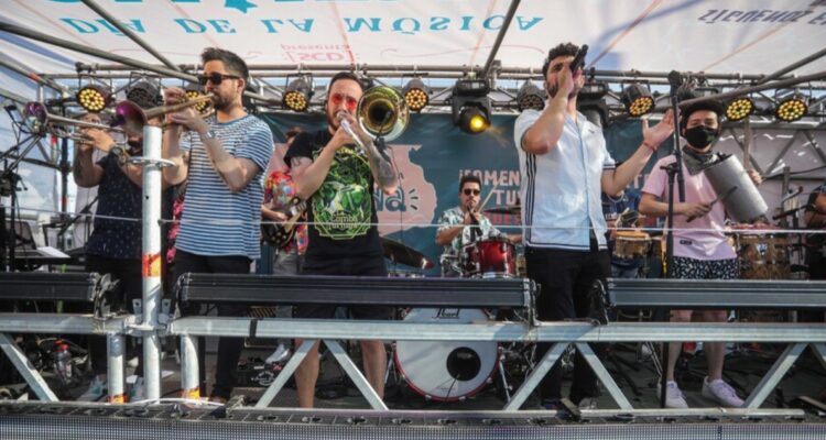 SCD entrega bonos a más de 4 mil músicos para reactivar escena local: se repartirán 730 millones