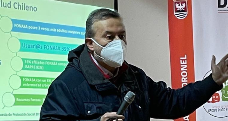 Seremi de Salud Bío Bío reconoce que fueron mandatados por Boric para impulsar el Apruebo.