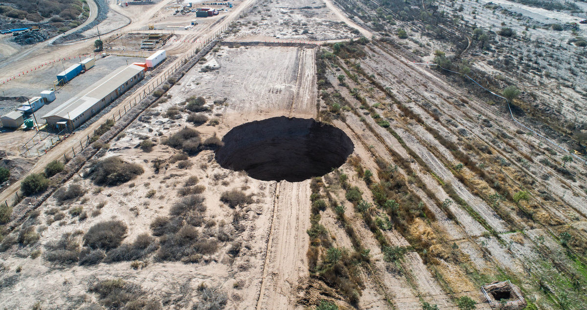 Socavón en Tierra Amarilla