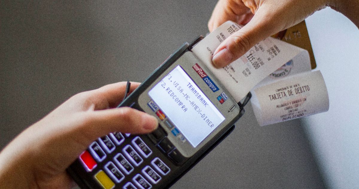 Suprema revierte fallo del TDLC y rechaza sistema tarifario de Transbank