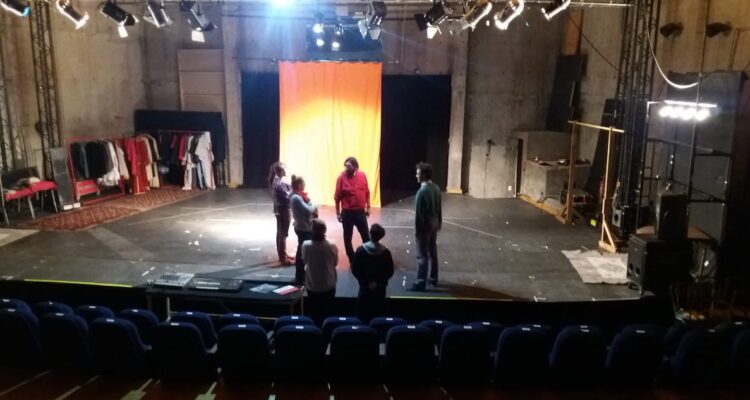 taller de theatre du soleil en colaboracion de teatrocinema