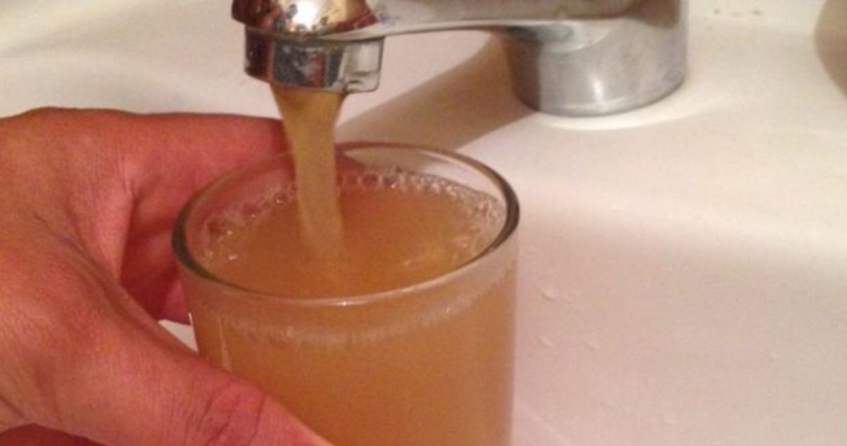 Santiago: reportan turbiedades en agua potable por obras de Aguas Andinas