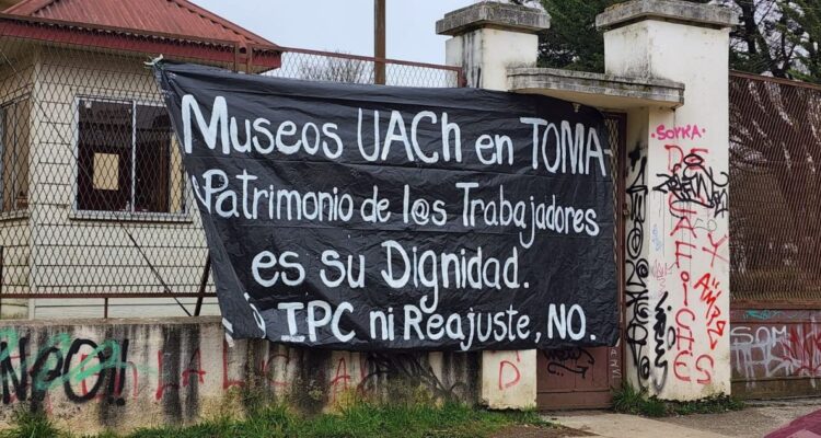 huelga universidad austral