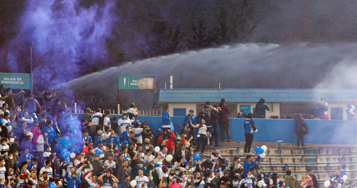 Universidad Católica condenó los hechos violentos ante Audax Italiano.