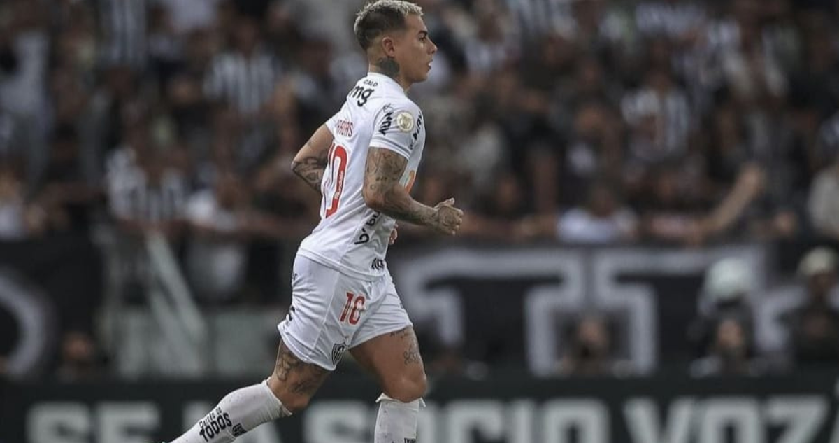 Eduardo Vargas no fue convocado en el segundo duelo consecutivo del Mineiro.