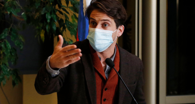 Gonzalo Winter oficia al CNTV por franja del rechazo