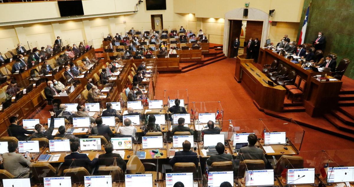 Oposición pide al Gobierno moderar agenda legislativa tras triunfo del Rechazo