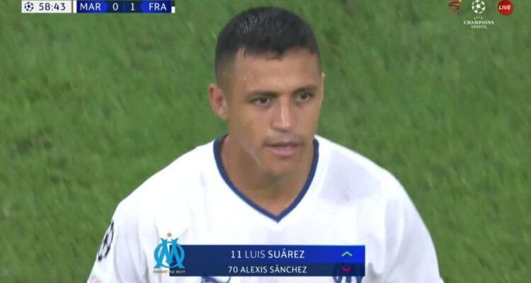 Alexis fue reemplazado y salió molesto en cruce Marsella.Frankfurt por Champions