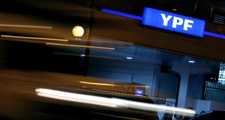 Argentina prevé rehabilitación de oleoducto Trasandino hacia Chile para marzo del 2023