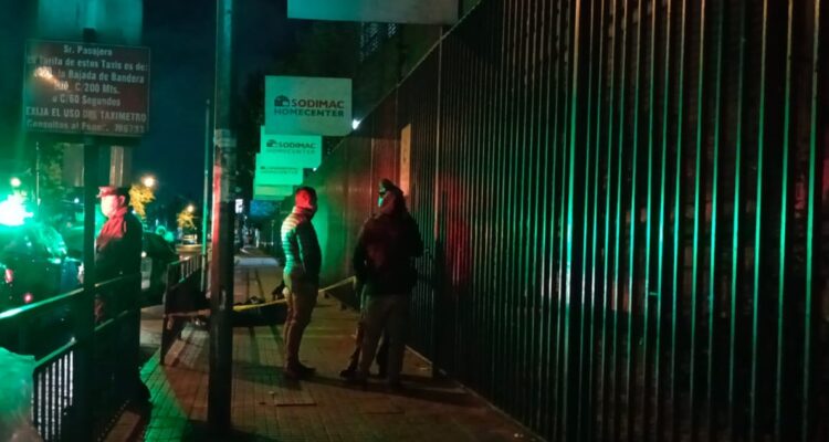 Hombre es asesinado tras riña afuera del Terminal San Borja: llegaba de un concierto en Iquique