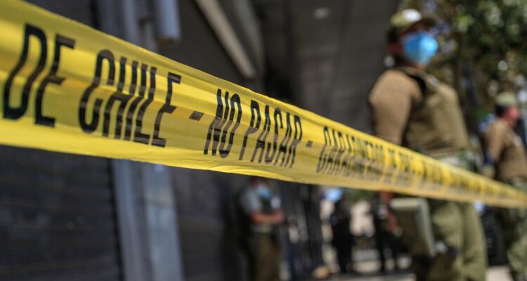Noche de fiesta termina con balacera afuera de centro de eventos en Maipú