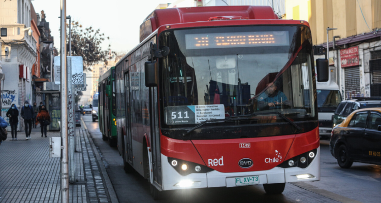 Ministro de Transporte realiza balance positivo de transporte en Santiago