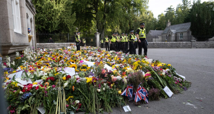 Imagen del castillo de Balmoral hoy antes del inicio del cortejo fúnebre de Isabel II.