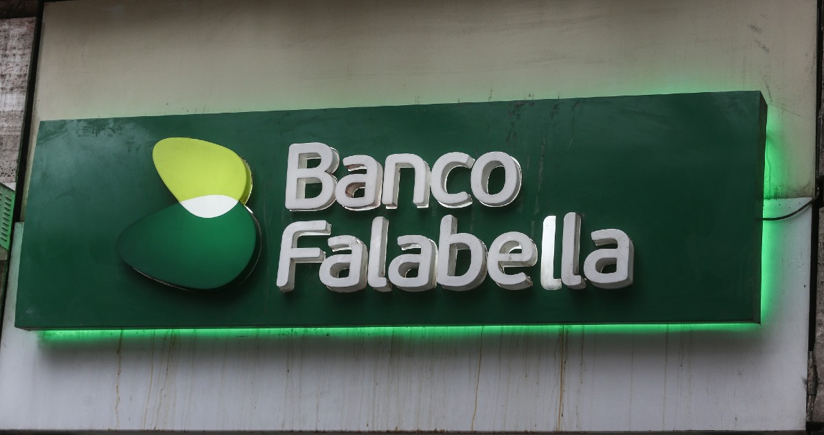 Banco Falabella informó que sus sistemas operaban con normalidad pero persisten quejas de clientes