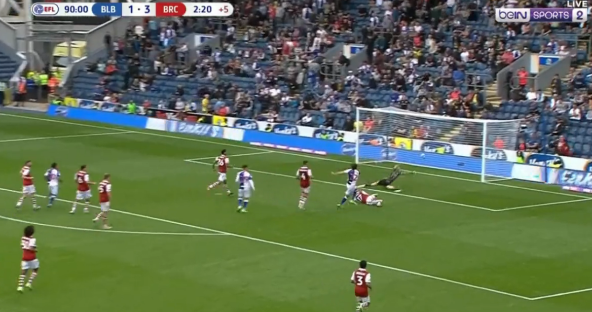 Ben Brereton marcó un golazo en la derrota del Blackburn ante el Bristol City.