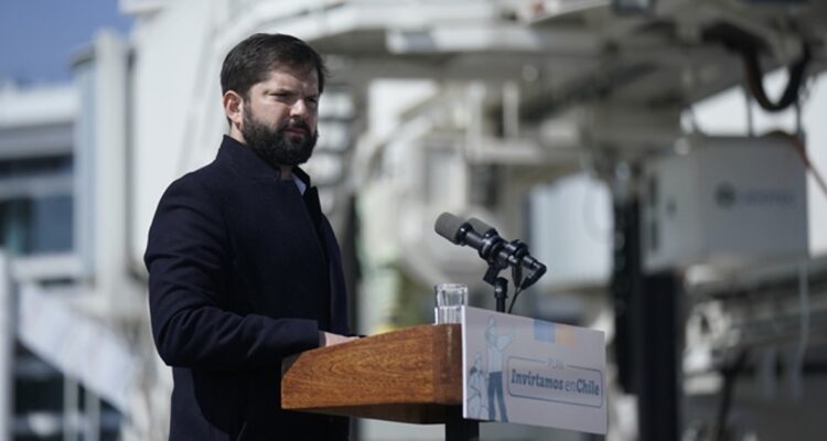 Boric remarca que velará para que crecimiento económico sea “justo, inclusivo y sostenible”
