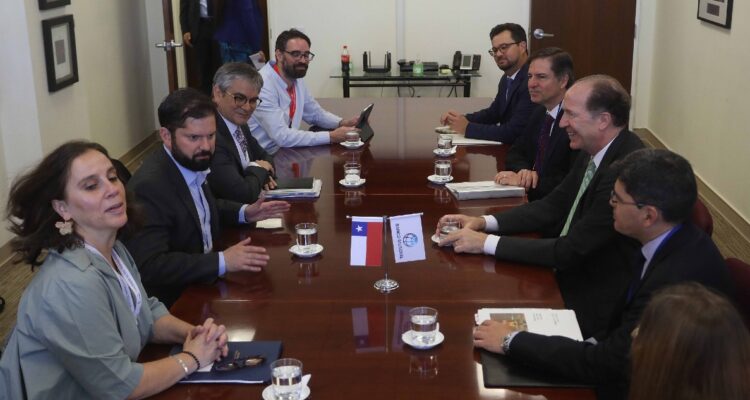 Boric y Marcel concretan cita con Banco Mundial e inversionistas de NY pidieron definiciones claras