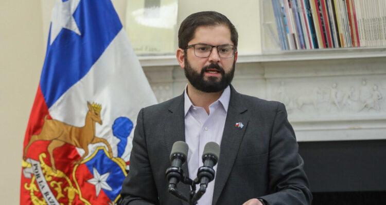 “Con plazos más acotados y apoyo de expertos”: las claves de Boric sobre nuevo proceso constituyente