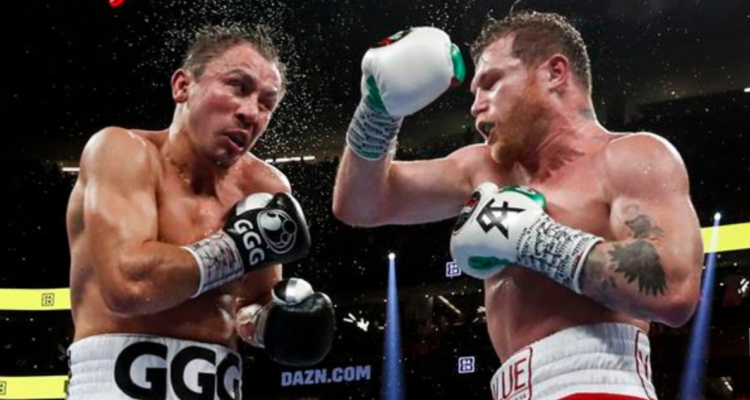 El mexicano Canelo Álvarez vence en la trilogía de batallas a Golovkin y retiene el título de peso Supermediano.