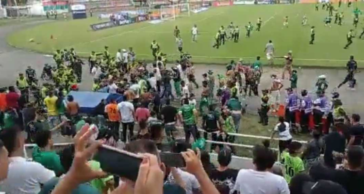 Caos en Colombia por los hinchas de Deportivo Cali.