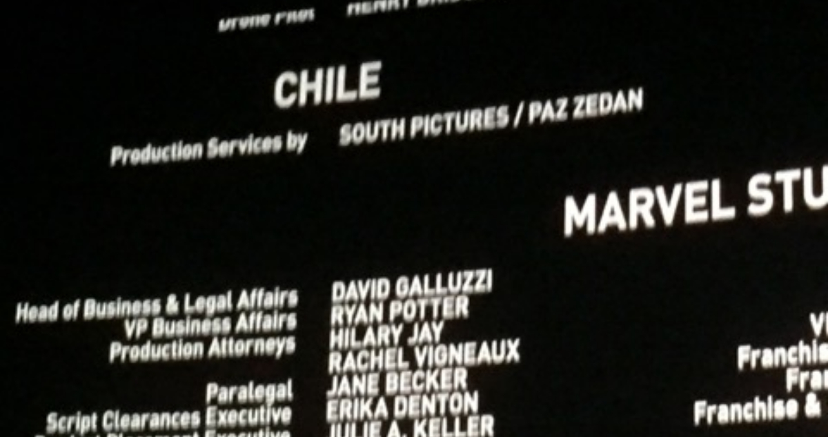 Créditos en donde se ve a Chile en la película.