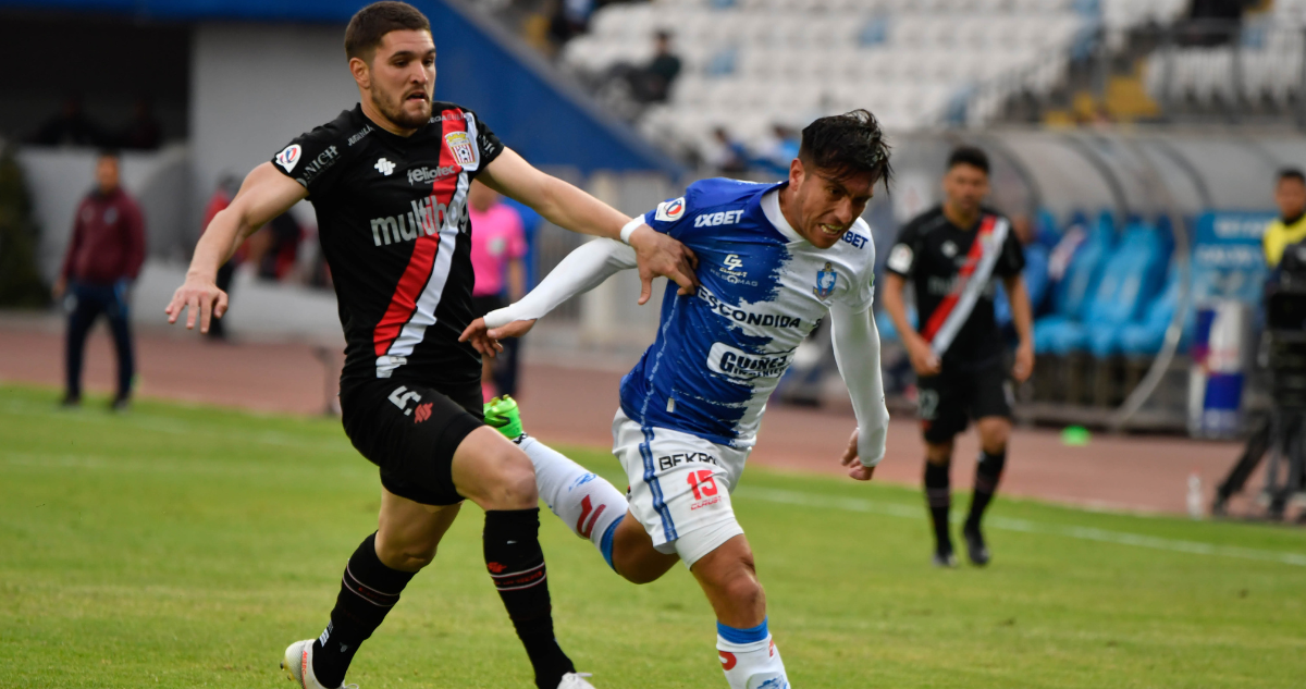 Deportes Antofagasta no puro con Curicó Unido y se hunde en el fondo de la tabla.