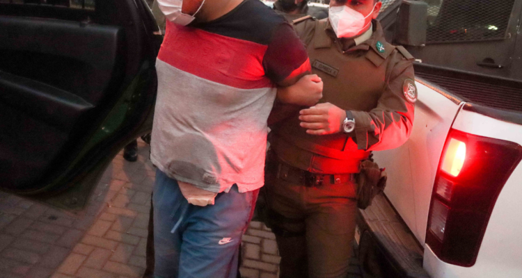 Detienen a hombre tras encerrarse con hijos y amenazarlos de muerte con arma blanca en Villarrica