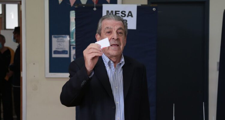 Eduardo Frei votó en el Plebiscito Constitucional