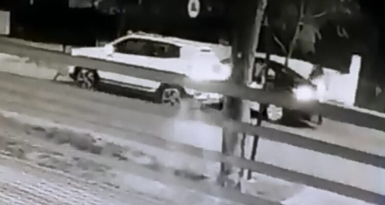 “Acababa de llenarlo con bencina”: conductor sufre encerrona en La Reina