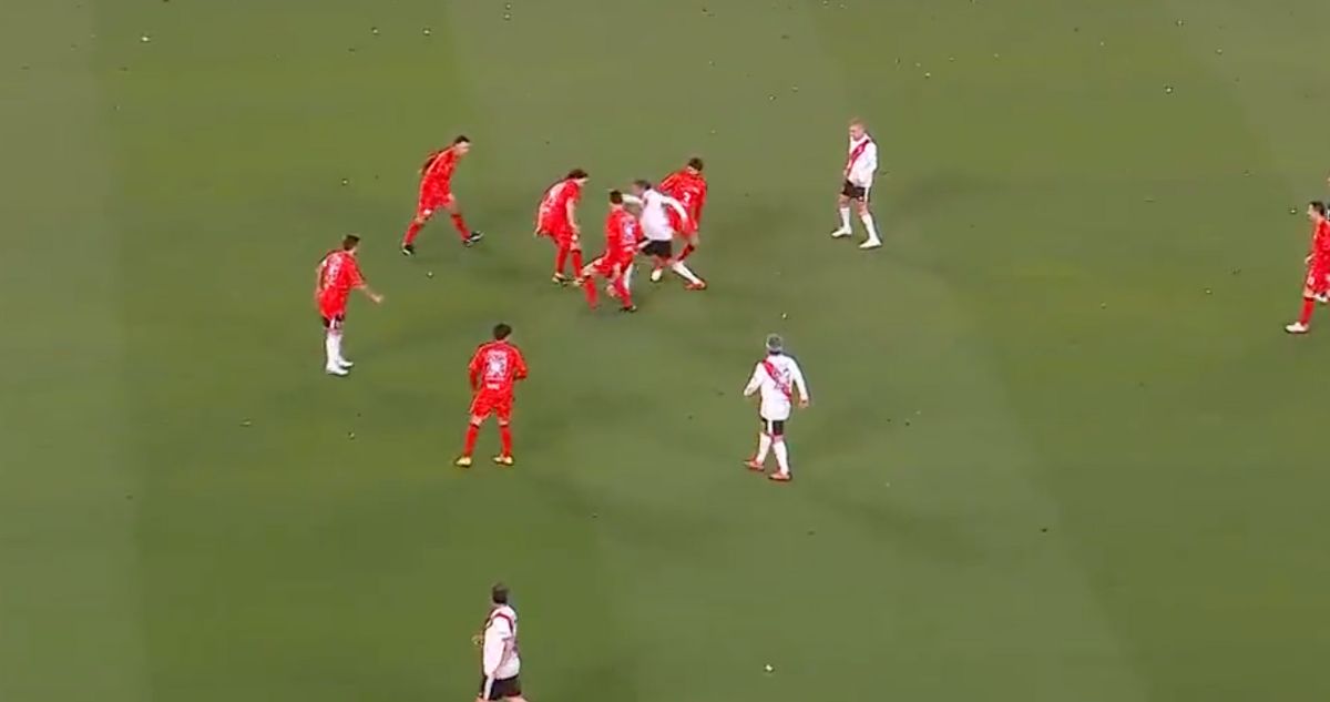 Enzo Francescoli se despachó un golazo en despedida de Leonardo Ponzio