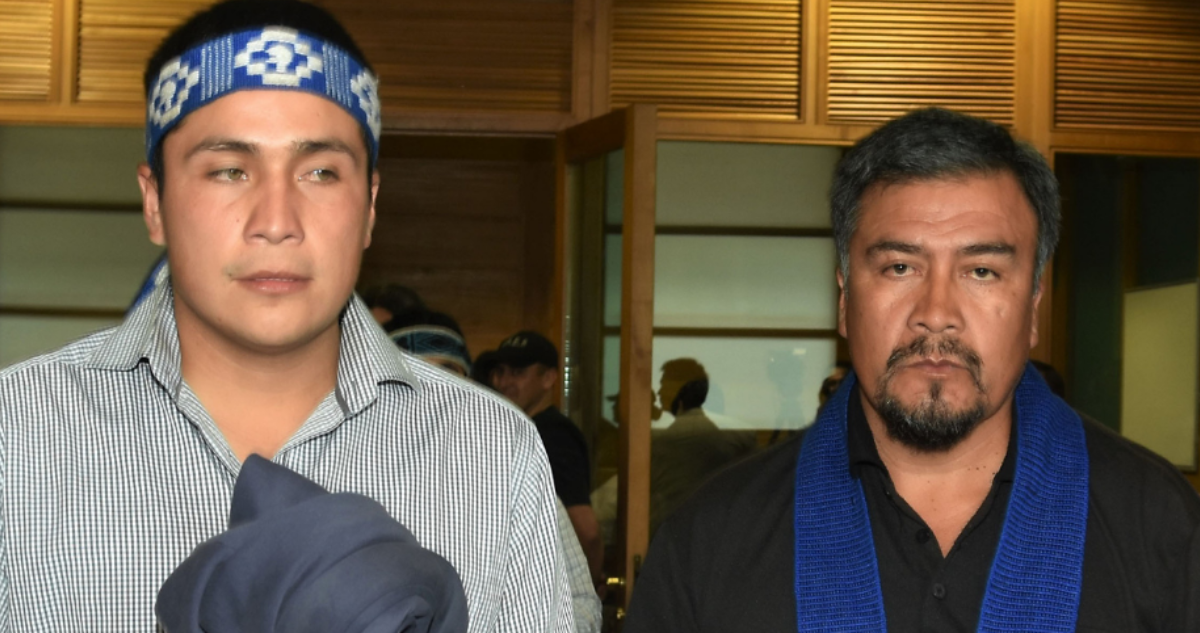 Ernesto Llaitul será representado por abogado de su padre