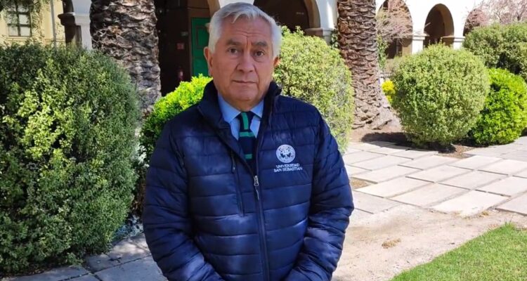 Ex-ministro-Paris-se-refiere-anuncio-Minsal