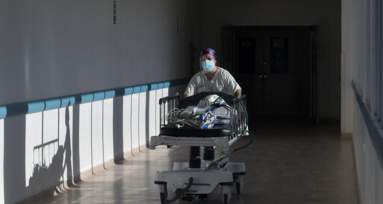 Piden extender permiso para trabajadores a honorarios en Hospital Valdivia