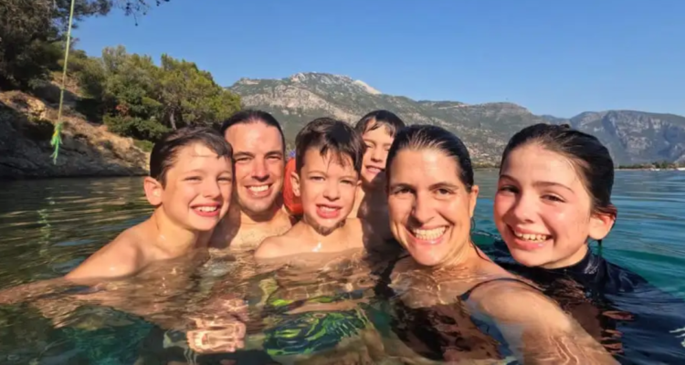 Familia canadiense Lemay-Pelletier que recorre el mundo debido a que sus hijos tienen retinitis pigmentosa