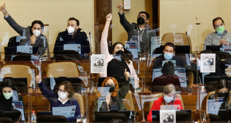 Frente Amplio propone Convención electa con comité técnico en un plazo de 5 meses