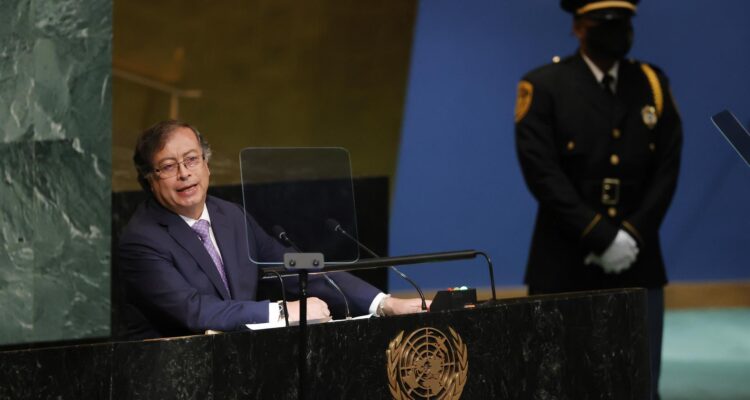 Gustavo Petro pide ante la ONU “acabar con la irracional guerra contras las drogas”