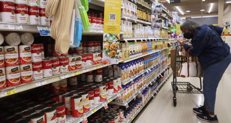 La inflación en EEUU sigue superando lo proyectado y acentúa las alarmas de más alzas de tasas