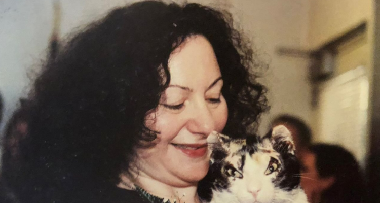 Karen Weller y su gata