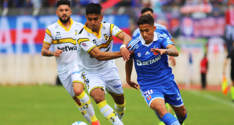 Universidad de Chile y Coquimbo Unido empatan en la lucha por la permanencia.