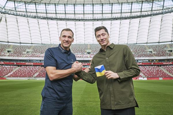 Lewandowski llevará el brazalete de Ucrania en el Mundial de Catar.