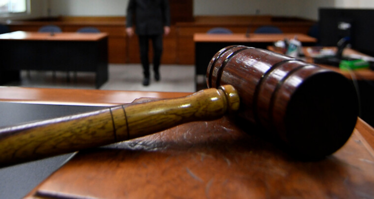 Exadministrador municipal de Lo Espejo es condenado por fraude al Fisco durante gestión de Bruna