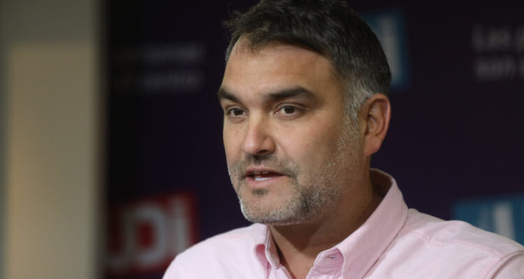 Macaya (UDI) y reformas del Gobierno: “Si las mantienen como están, no van a contar con los votos”