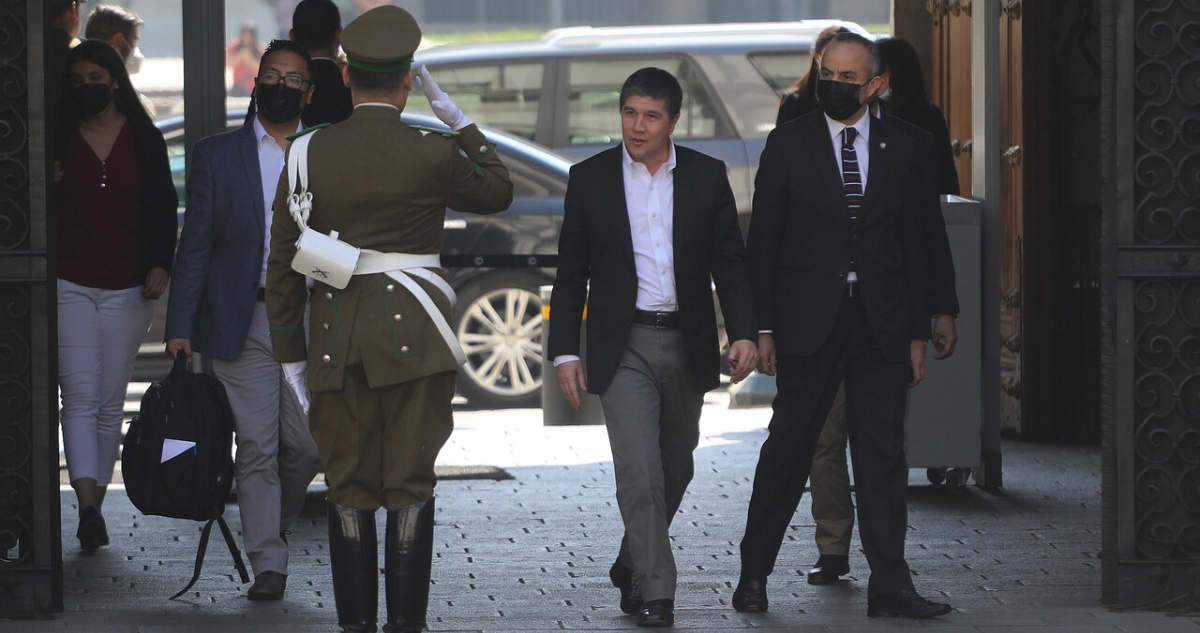 Caída inédita: anunciaron a Cataldo (PC) como subse. del Interior, pero seguirá siendo Monsalve (PS)