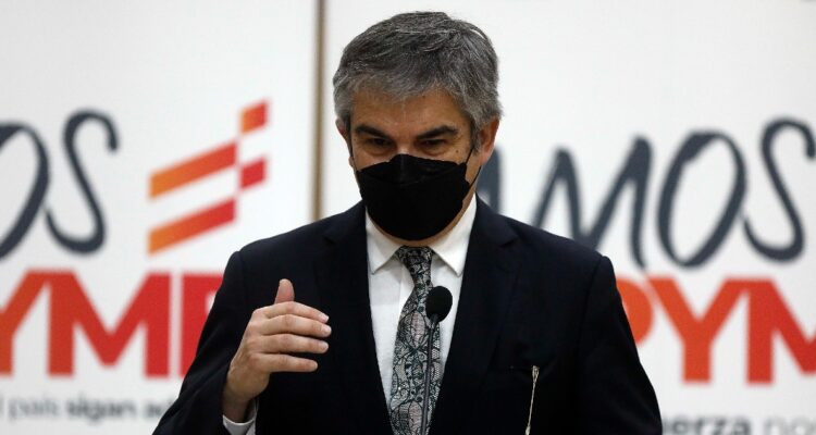 Marcel viajará a EEUU para dialogar con inversionistas sobre el escenario de Chile post Plebiscito