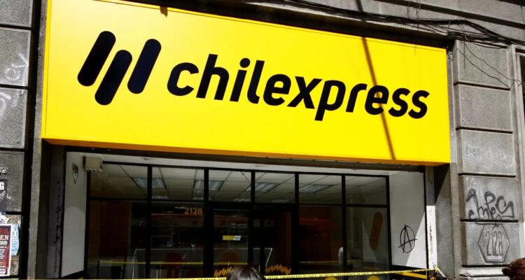 Delincuentes roban $6,5 millones en Chilexpress de Chicureo tras amenazar a trabajadoras