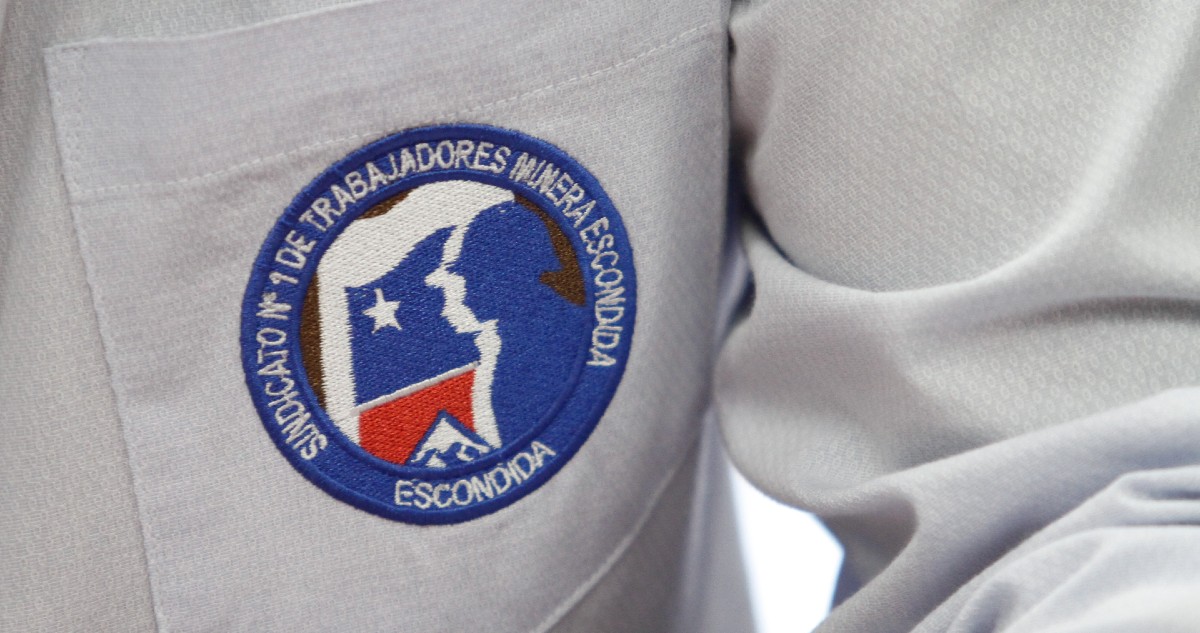 Sindicato de la Minera Escondida vota a favor de una huelga y acusa problemas de seguridad en faenas